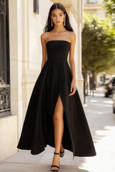 Schwarzes Trägerloses A-Linie Langes Ballkleid mit Schlitz